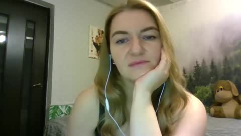 Daisy online show from February 3, 2026, 11:54 pm