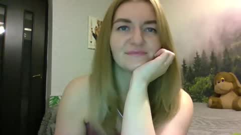 Daisy online show from February 4, 2026, 9:42 pm