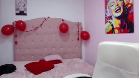 C A N D Y online show from February 14, 2025, 5:25 pm