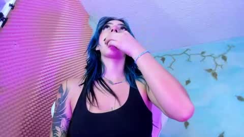 Snapshot of candyrisex chatting on June 20, 2026, 5:21 am candyrisex online show from June 20, 2026, 5:21 am