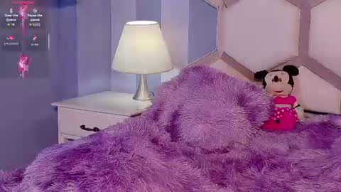 Snapshot of candyrisex chatting on July 6, 2026, 3:03 pm candyrisex online show from July 6, 2026, 3:03 pm