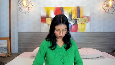 Snapshot of candys_victoria chatting on January 28, 2025, 4:50 am Candys Victoria online show from January 28, 2025, 4:50 am