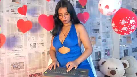 Snapshot of candys_victoria chatting on February 15, 2025, 3:42 am Candys Victoria online show from February 15, 2025, 3:42 am