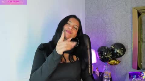 Snapshot of candys_victoria chatting on October 11, 2025, 4:55 am Candys Victoria online show from October 11, 2025, 4:55 am