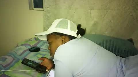 candyXLO online show from October 5, 2025, 4:49 pm