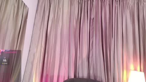 Isabella online show from May 11, 2026, 4:04 pm