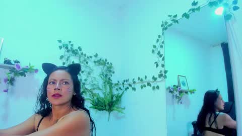 Snapshot of canelaa___ chatting on October 10, 2025, 2:38 pm canelaa___ online show from October 10, 2025, 2:38 pm