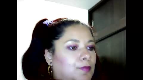Snapshot of canelalovee chatting on September 19, 2025, 11:38 pm CANELA online show from September 19, 2025, 11:38 pm