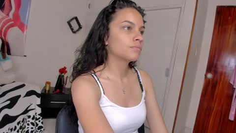 canela online show from February 19, 2025, 8:20 pm