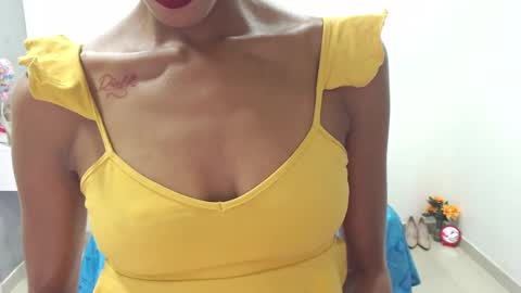 Canela online show from December 17, 2024, 4:21 pm