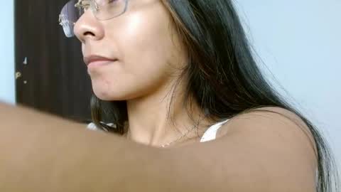 cannela sweet online show from May 9, 2026, 2:44 pm
