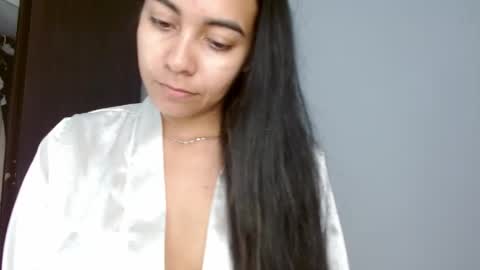 cannela sweet online show from May 25, 2026, 1:39 pm