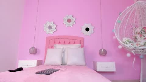 Snapshot of cannelasmith chatting on October 20, 2025, 7:36 pm cannelasmith online show from October 20, 2025, 7:36 pm