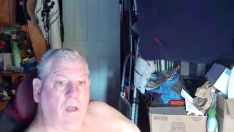 Snapshot of canoelicker69 chatting on September 20, 2025, 12:39 pm canoelicker69 online show from September 20, 2025, 12:39 pm