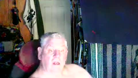 Snapshot of canoelicker69 chatting on October 27, 2025, 8:02 pm canoelicker69 online show from October 27, 2025, 8:02 pm