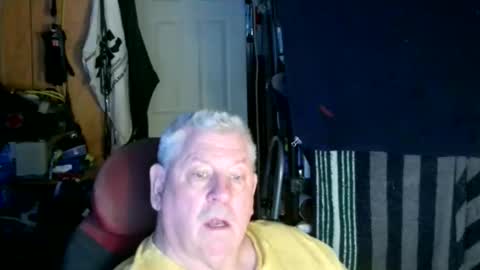 Snapshot of canoelicker69 chatting on October 30, 2025, 2:07 pm canoelicker69 online show from October 30, 2025, 2:07 pm