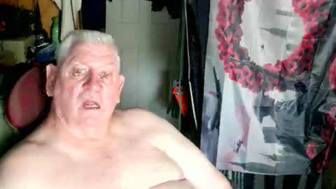 canoelicker69 online show from May 9, 2026, 2:55 pm