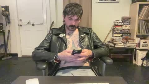 Snapshot of cantleavethehouse chatting on December 29, 2024, 4:59 am cantleavethehouse online show from December 29, 2024, 4:59 am