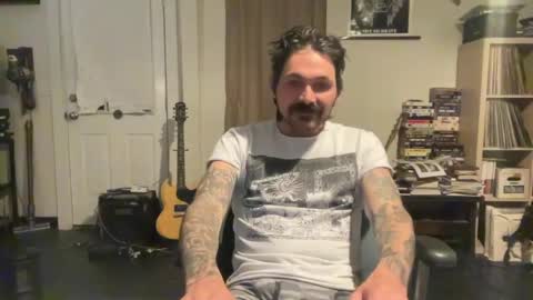 Snapshot of cantleavethehouse chatting on January 16, 2025, 5:32 am cantleavethehouse online show from January 16, 2025, 5:32 am