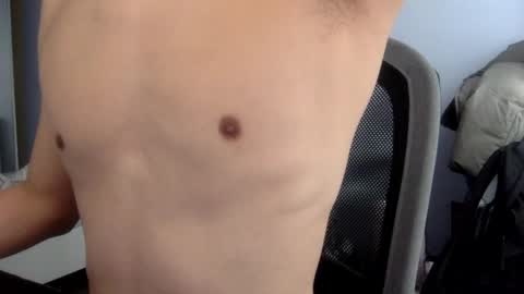 Snapshot of caobicao chatting on January 24, 2025, 8:11 pm contrast moe online show from January 24, 2025, 8:11 pm