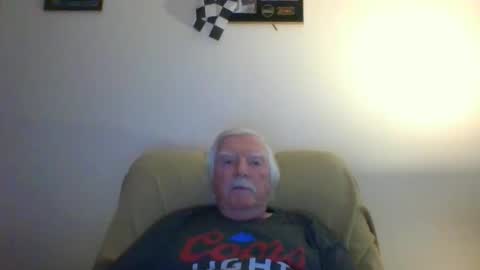 capecod21 online show from March 8, 2025, 11:48 am