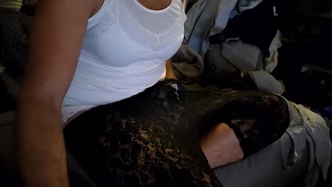 Snapshot of capoo24 chatting on October 8, 2025, 2:09 am capoo24 online show from October 8, 2025, 2:09 am