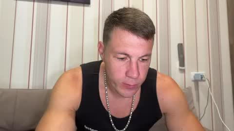 Snapshot of capt_oliver chatting on June 18, 2026, 10:19 am follow my twitter online show from June 18, 2026, 10:19 am