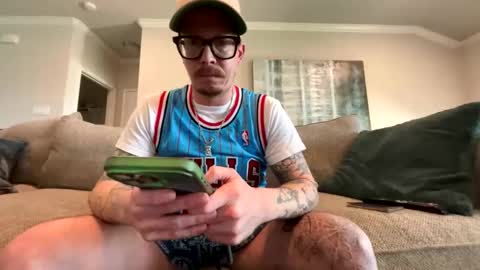 Captaincumgun online show from May 14, 2026, 9:10 pm