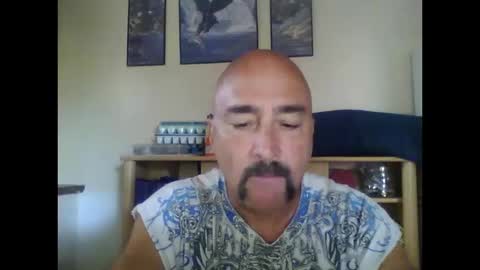 Snapshot of captaineros chatting on October 11, 2025, 3:54 pm Captain Eros online show from October 11, 2025, 3:54 pm