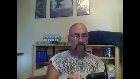 Snapshot of captaineros chatting on October 15, 2025, 5:46 pm Captain Eros online show from October 15, 2025, 5:46 pm