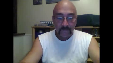 Snapshot of captaineros chatting on October 18, 2025, 2:40 pm Captain Eros online show from October 18, 2025, 2:40 pm
