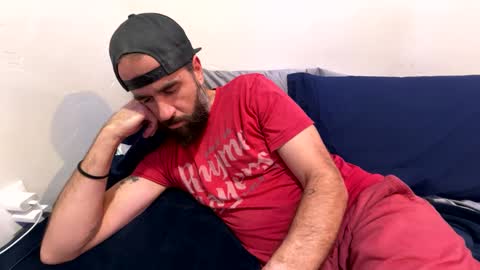 Snapshot of captnblackbeard chatting on December 4, 2024, 1:25 am captnblackbeard online show from December 4, 2024, 1:25 am