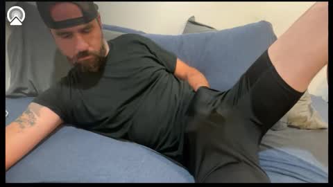 Snapshot of captnblackbeard chatting on October 19, 2025, 7:47 pm captnblackbeard online show from October 19, 2025, 7:47 pm