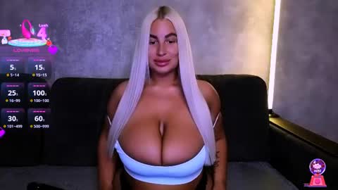 Snapshot of cara__harris chatting on June 22, 2026, 9:23 pm . . online show from June 22, 2026, 9:23 pm