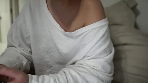 Cara Bou online show from February 15, 2026, 6:59 pm