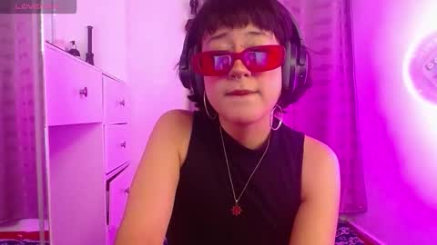 Snapshot of caraenaranja chatting on October 12, 2025, 3:38 am Amy online show from October 12, 2025, 3:38 am