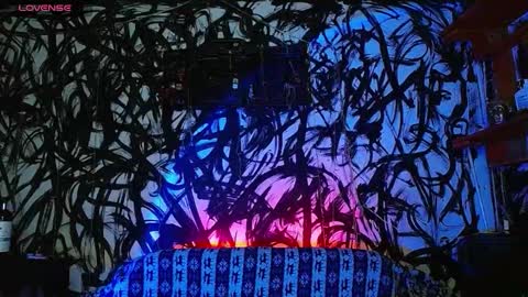 Snapshot of caraenaranja chatting on December 14, 2025, 12:49 am Amy online show from December 14, 2025, 12:49 am