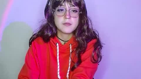 Snapshot of caraenaranja chatting on January 12, 2026, 11:32 pm Amy online show from January 12, 2026, 11:32 pm