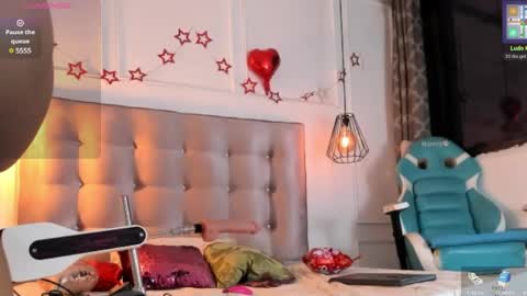 Cara  online show from February 26, 2025, 11:41 am