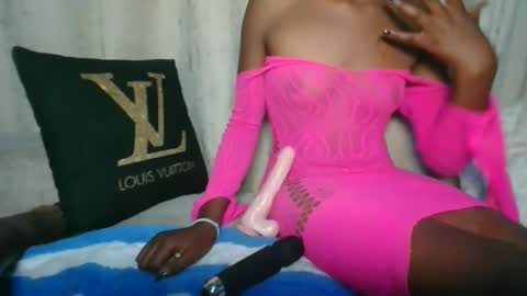 caramel_cochiey online show from February 7, 2026, 12:03 am