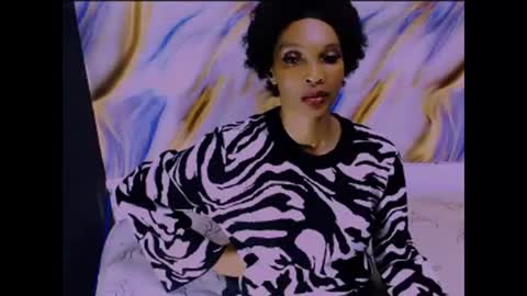 caramelminxx_ online show from June 6, 2026, 8:52 am
