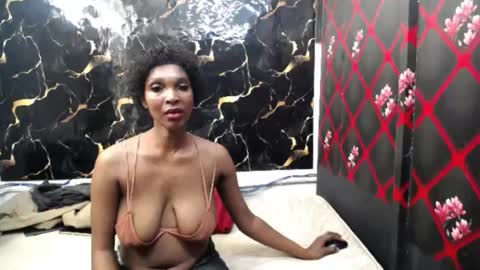 caramelminxx_ online show from July 27, 2026, 8:21 am