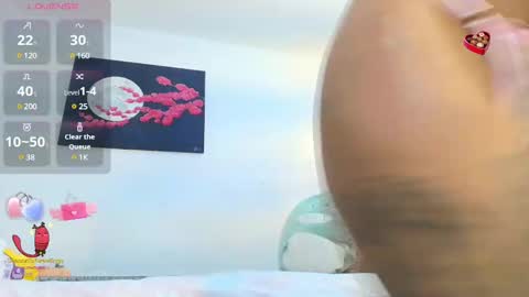 Snapshot of carameloo_06 chatting on March 11, 2025, 2:21 am carolina online show from March 11, 2025, 2:21 am