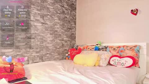 Snapshot of carameloo_06 chatting on October 25, 2025, 8:33 am carolina online show from October 25, 2025, 8:33 am