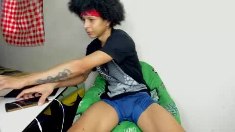 Carlos and Cristian  online show from May 5, 2026, 7:44 pm