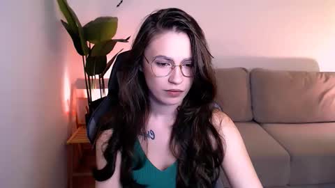 Mary online show from September 9, 2025, 7:30 am