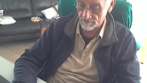 Snapshot of cargo69 chatting on October 3, 2025, 3:20 pm cargo69 online show from October 3, 2025, 3:20 pm