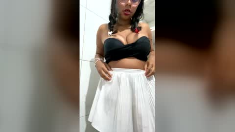 carharinahot online show from March 27, 2026, 3:23 am