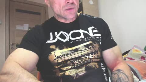 Laz online show from January 21, 2025, 8:43 pm
