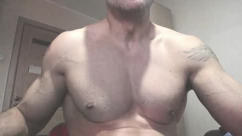 Snapshot of carin_the_body chatting on September 24, 2025, 5:16 pm Laz online show from September 24, 2025, 5:16 pm
